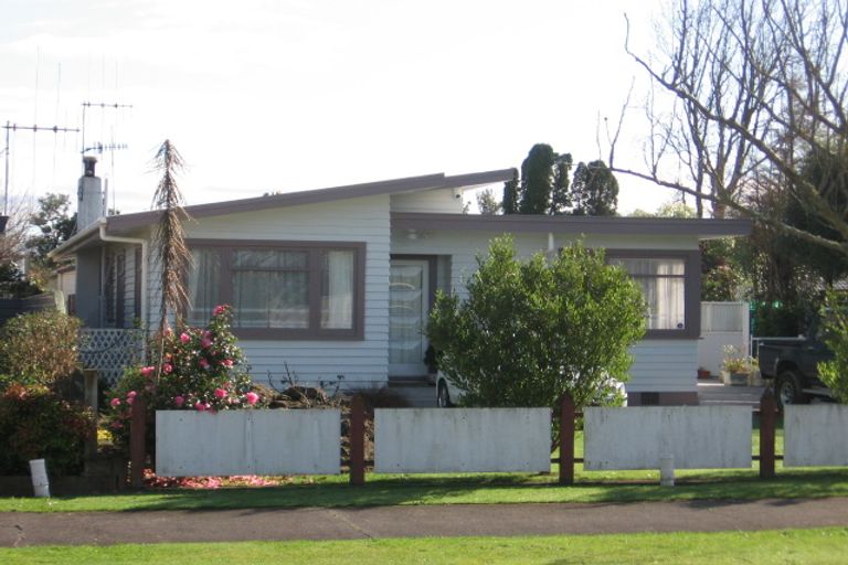 Photo of property in 26 Sheffield Street, Awapuni, Palmerston North, 4412