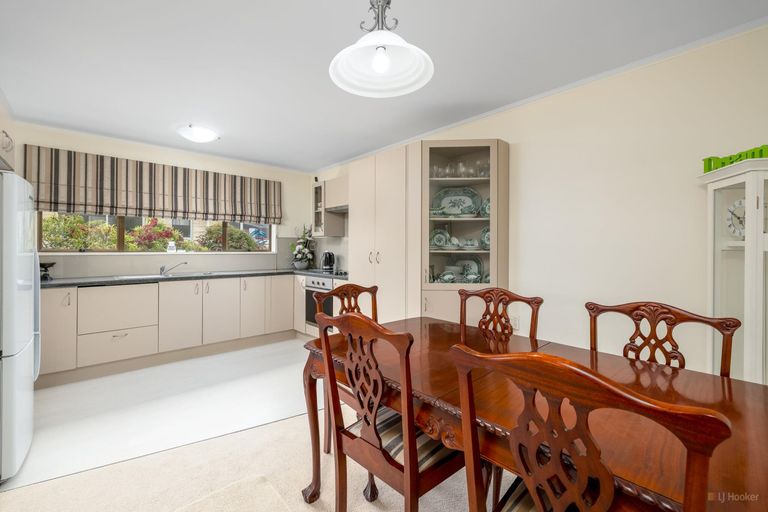 Photo of property in 6 Bond Street, Waimate, 7924