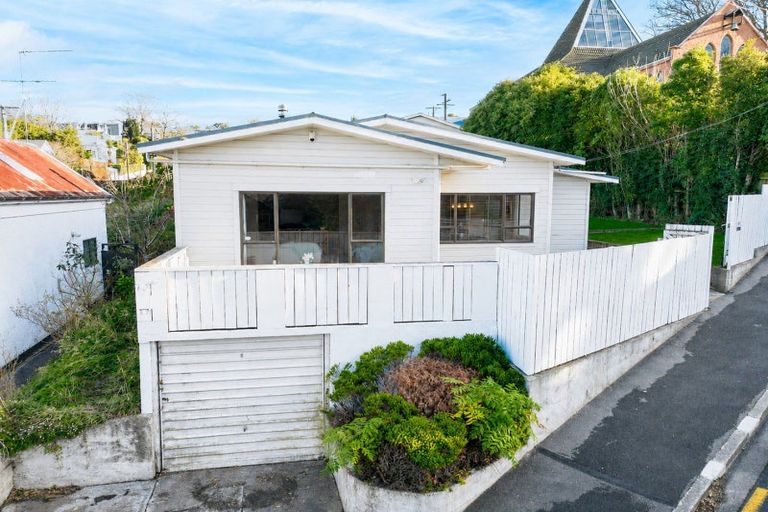 Photo of property in 42 Lawrence Street, Mornington, Dunedin, 9011