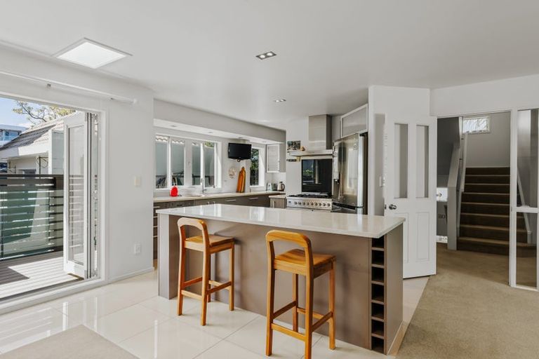 Photo of property in 3b Prince Avenue, Mount Maunganui, 3116