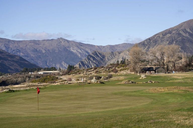 Photo of property in Gibbston Resort, 108 Toms Creek Road, Gibbston, Queenstown, 9371