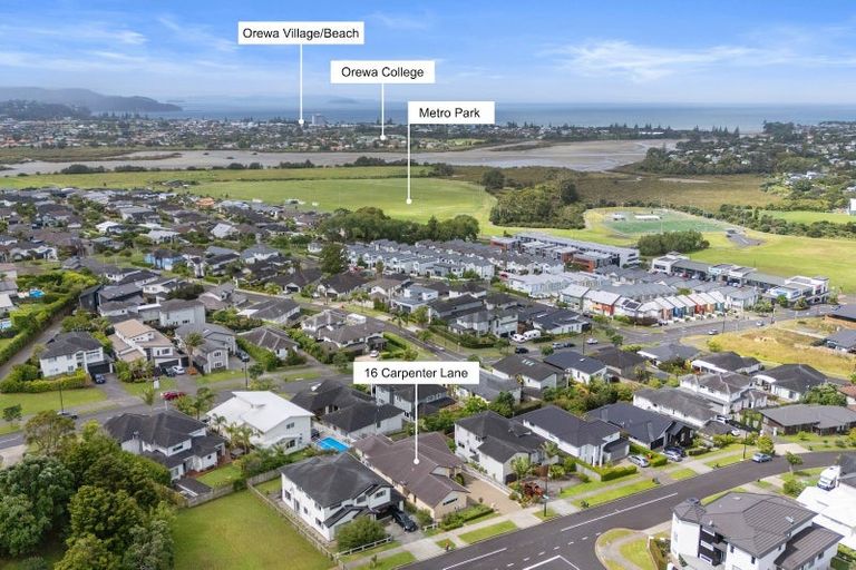 Photo of property in 16 Carpenter Lane, Silverdale, 0932