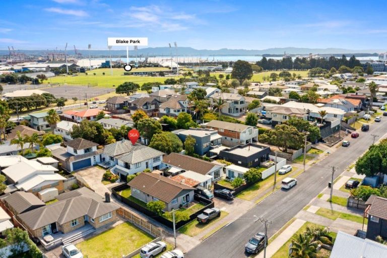 Photo of property in 36a Campbell Road, Mount Maunganui, 3116