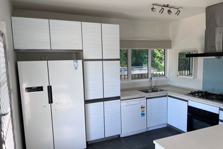 Photo of property in 9 Piko Crescent, Riccarton, Christchurch, 8041