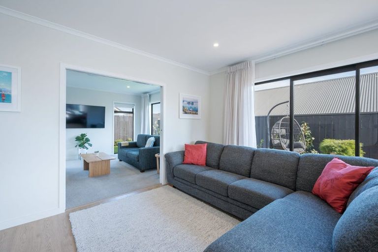 Photo of property in 6 Blackbarn Close, Richmond, 7020