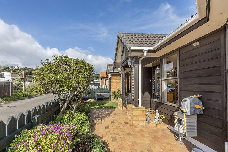 Photo of property in 4-u1 Richard Street, Titahi Bay, Porirua, 5022