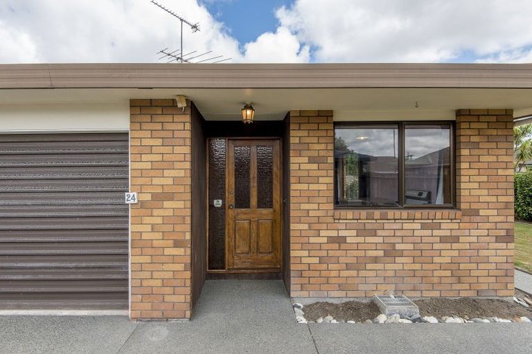 Photo of property in 24 Kingrove Street, Bishopdale, Christchurch, 8053