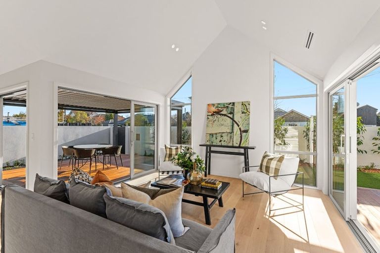 Photo of property in 78 Weston Road, St Albans, Christchurch, 8052