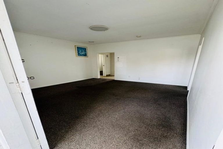 Photo of property in 1/8 Alpha Street, Papakura, 2110