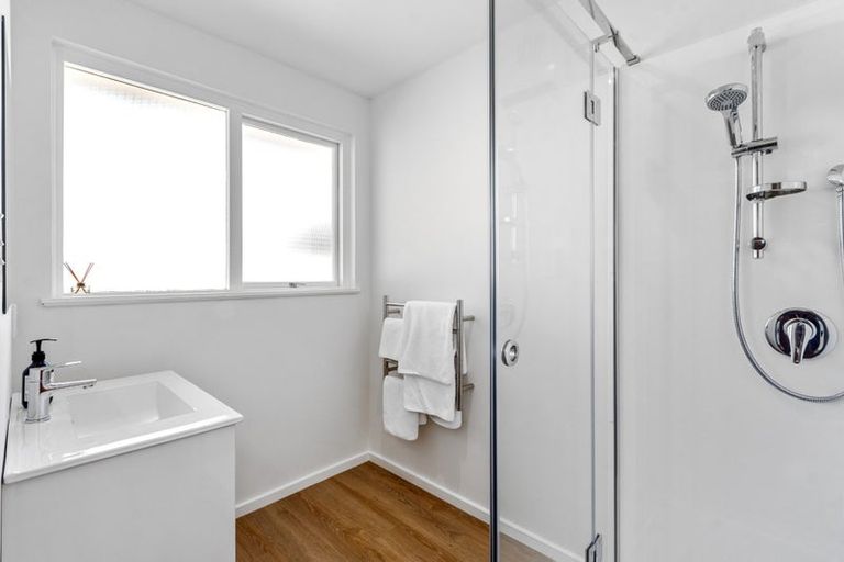 Photo of property in 2/42 Prossers Road, Saint Martins, Christchurch, 8022