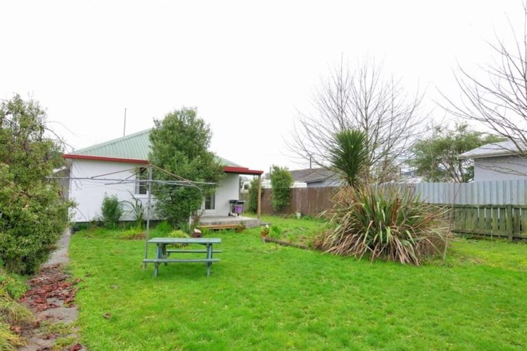 Photo of property in 1 Milton Street, Murchison, 7007