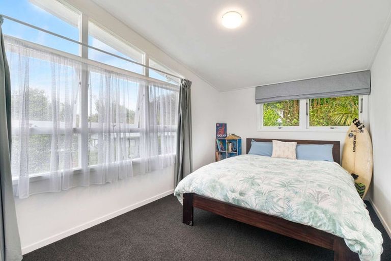 Photo of property in 19 Rautawhiri Road, Helensville, 0800