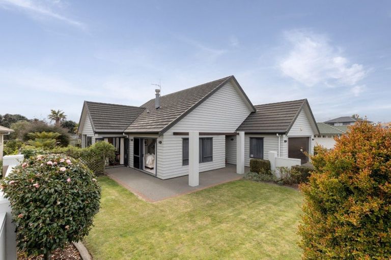 Photo of property in 36 Montego Drive, Papamoa Beach, Papamoa, 3118