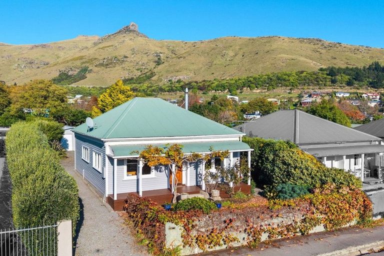 Photo of property in 18 Rollin Street, Heathcote Valley, Christchurch, 8022