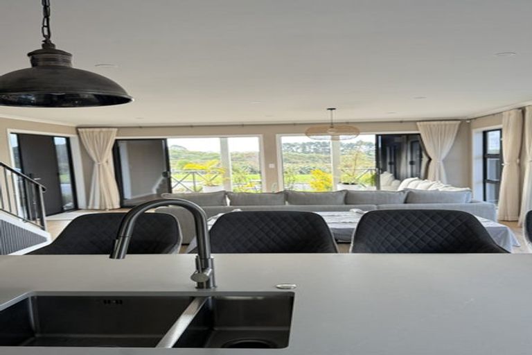 Photo of property in 86 Kahui Parade, Karaka, Papakura, 2113
