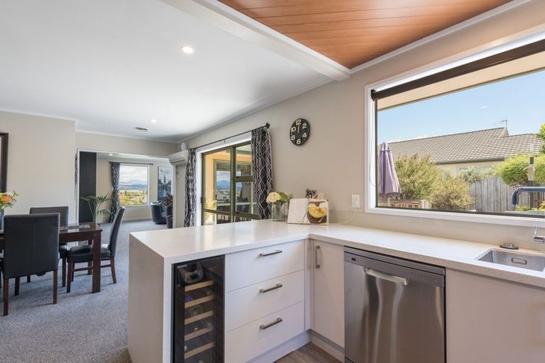 Photo of property in 33 Olympus Way, Richmond, 7020