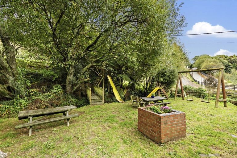 Photo of property in 517a Ohariu Valley Road, Ohariu, Wellington, 6037