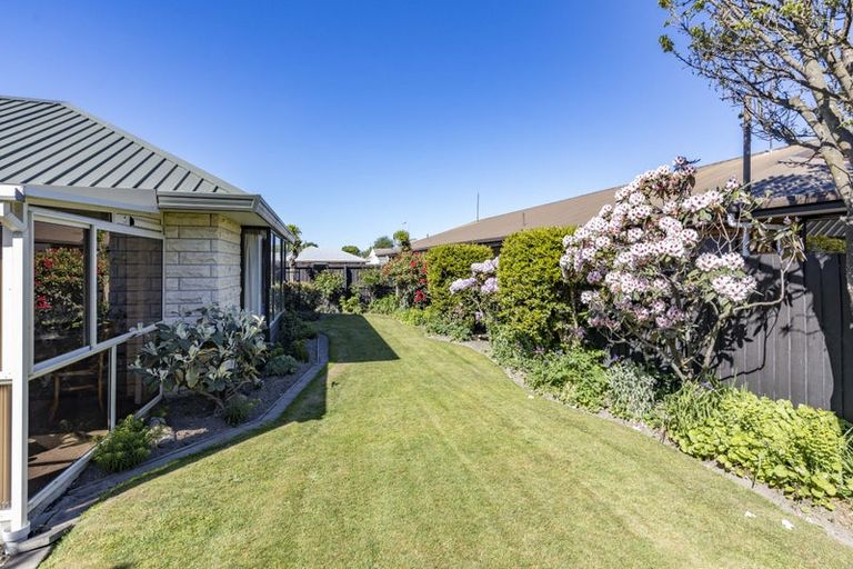 Photo of property in 10 Ben Nevis Drive, Broomfield, Christchurch, 8042
