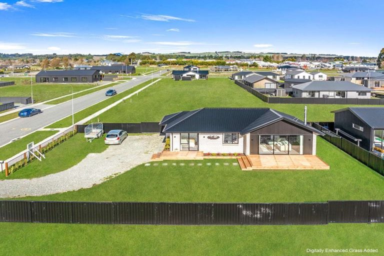 Photo of property in 102 Tukare Loop, Te Anau, 9600