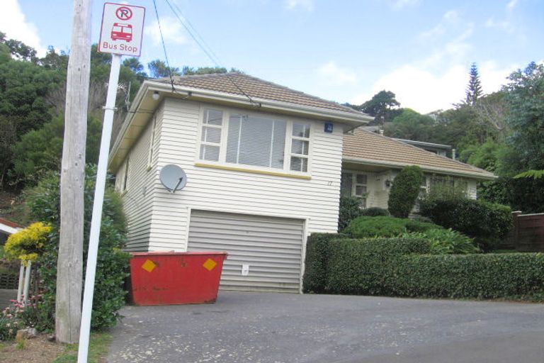 Photo of property in 17 Collier Avenue, Karori, Wellington, 6012