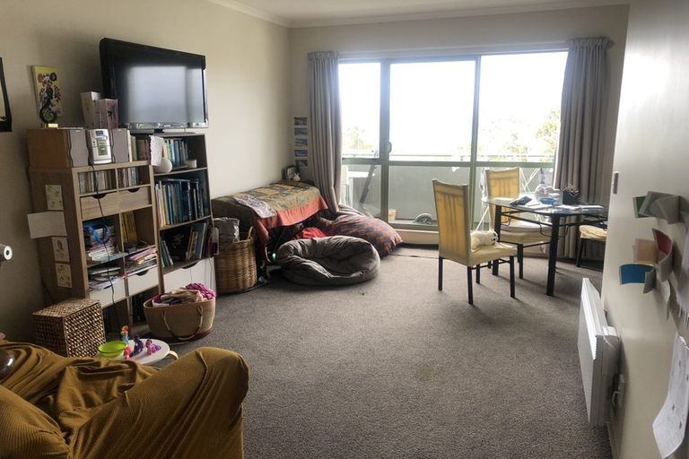 Photo of property in St Helens Apartments, 109 Coromandel Street, Newtown, Wellington, 6021