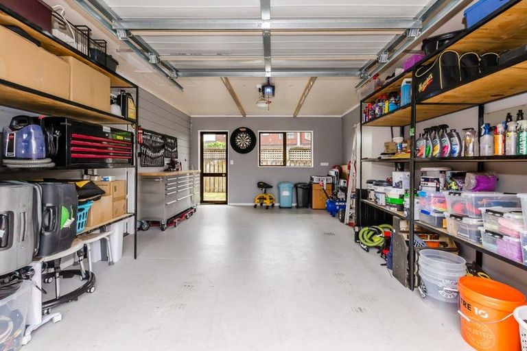 Photo of property in 4 Oakwood Grove, Paraparaumu Beach, Paraparaumu, 5032