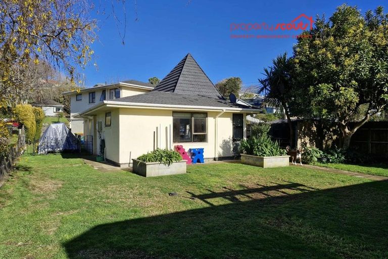 Photo of property in 35 Lorna Street, Lynmouth, New Plymouth, 4310