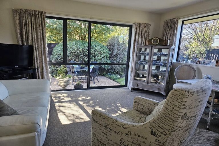 Photo of property in 2 Clinton Lane, Woolston, Christchurch, 8062