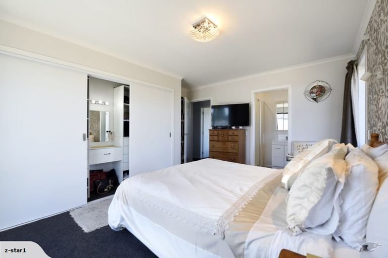 Photo of property in 36 Curtis Street, Stoke, Nelson, 7011