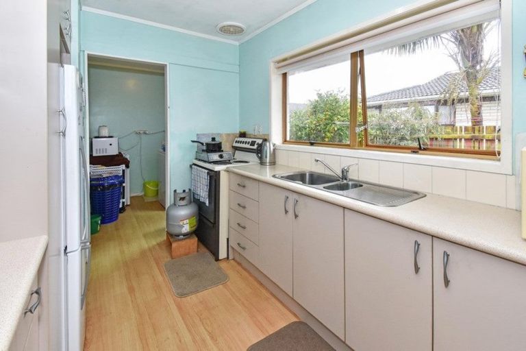 Photo of property in 2/66 Birdwood Avenue, Papatoetoe, Auckland, 2025