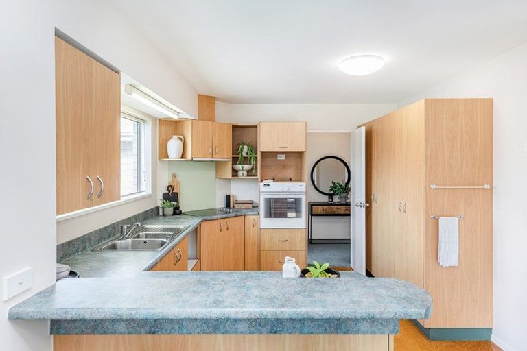 Photo of property in 12 Marble Wood Drive, Papanui, Christchurch, 8053