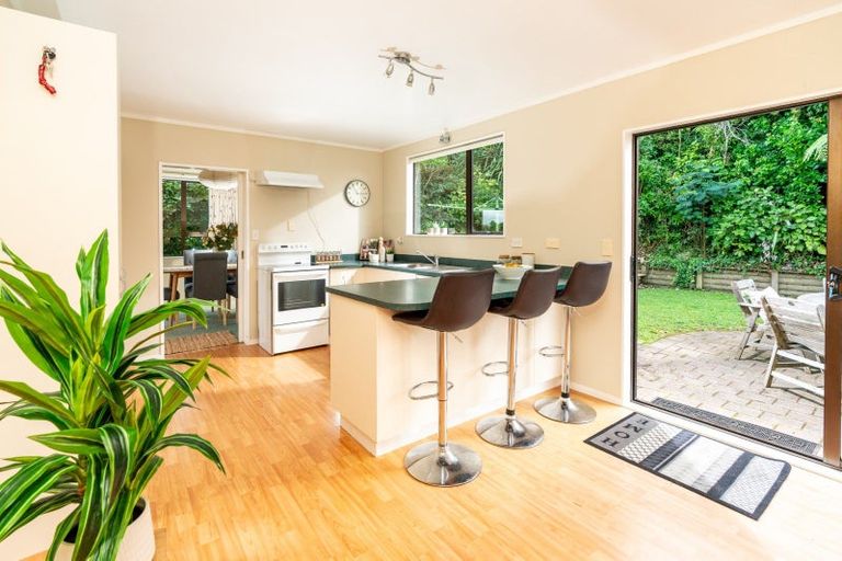 Photo of property in 65 Rangoon Street, Khandallah, Wellington, 6035