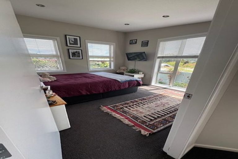 Photo of property in 1/54 Cooper Street, Karori, Wellington, 6012