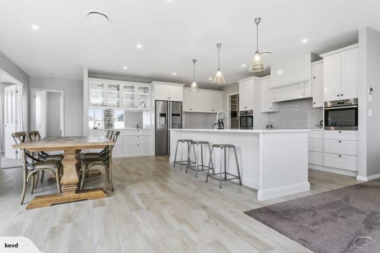 Photo of property in 129 Saint Kilda Road, Cambridge, 3434