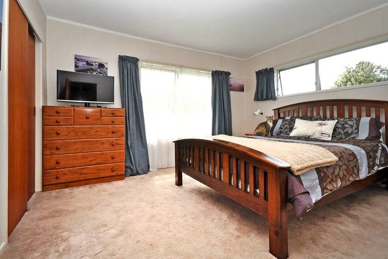 Photo of property in 1/486 Hibiscus Coast Highway, Orewa, 0931