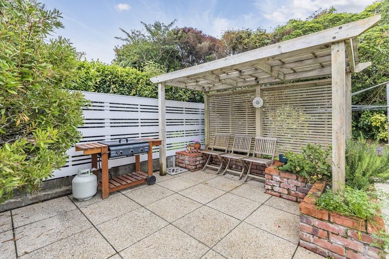 Photo of property in 20 Pembroke Street, Tawa, Wellington, 5028