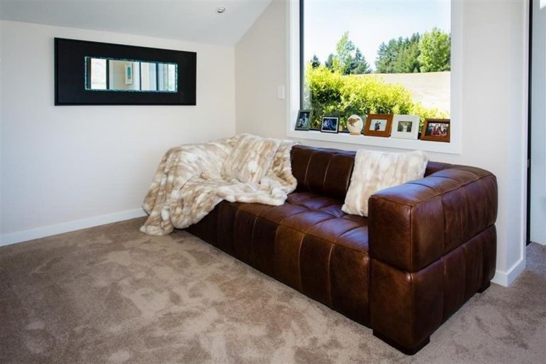 Photo of property in 92 Lismore Street, Wanaka, 9305