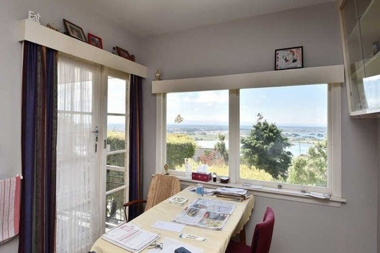 Photo of property in 22 Michael Avenue, Mount Pleasant, Christchurch, 8081