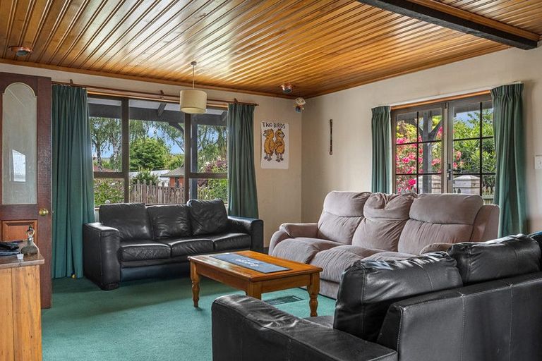 Photo of property in 5 Siska Place, Upper Riccarton, Christchurch, 8041
