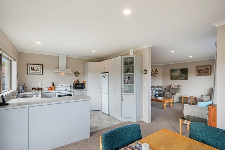Photo of property in Trackside Villas, 41/91 Mako Mako Road, Levin, 5510