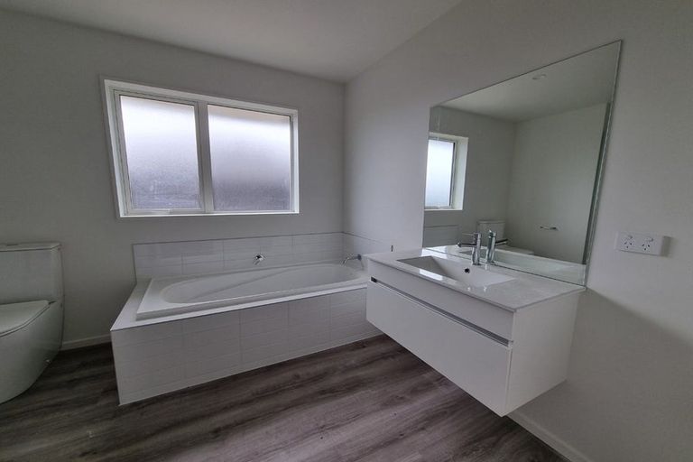 Photo of property in 24 Radar Drive, Rolleston, 7615