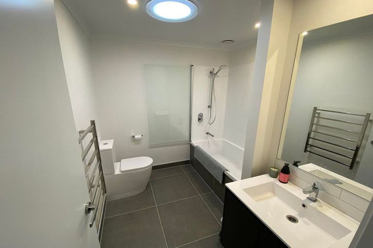 Photo of property in 74 Nugget Avenue, Hobsonville, Auckland, 0616