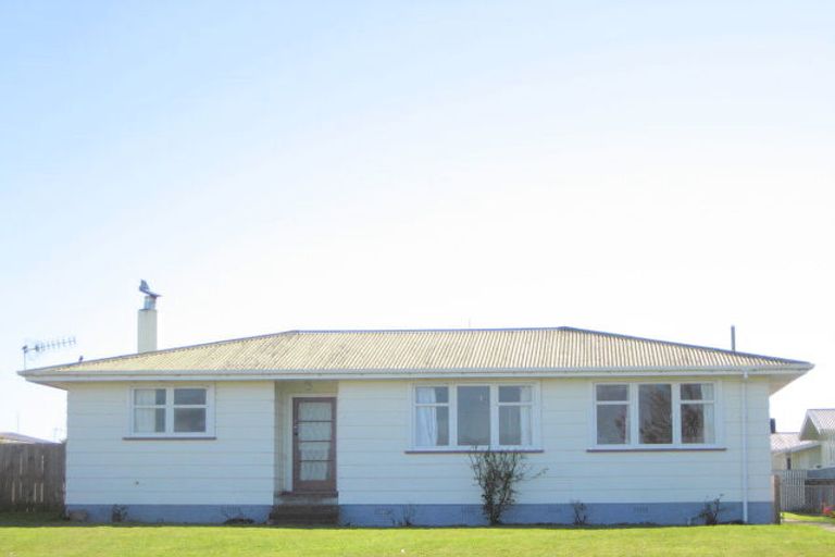 Photo of property in 8 Purnell Place, Marton, 4710