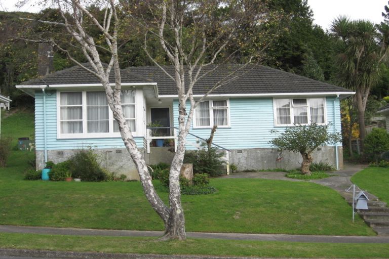 Photo of property in 48 Hay Street, Naenae, Lower Hutt, 5011