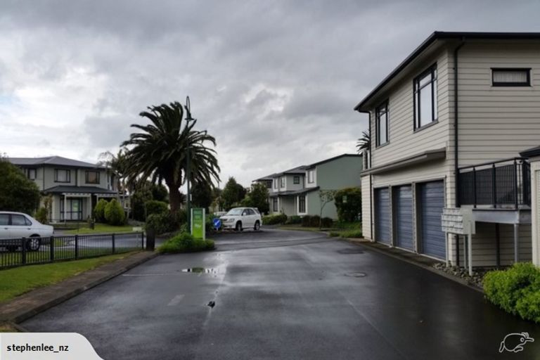 Photo of property in 39/2 Armoy Drive, East Tamaki, Auckland, 2016