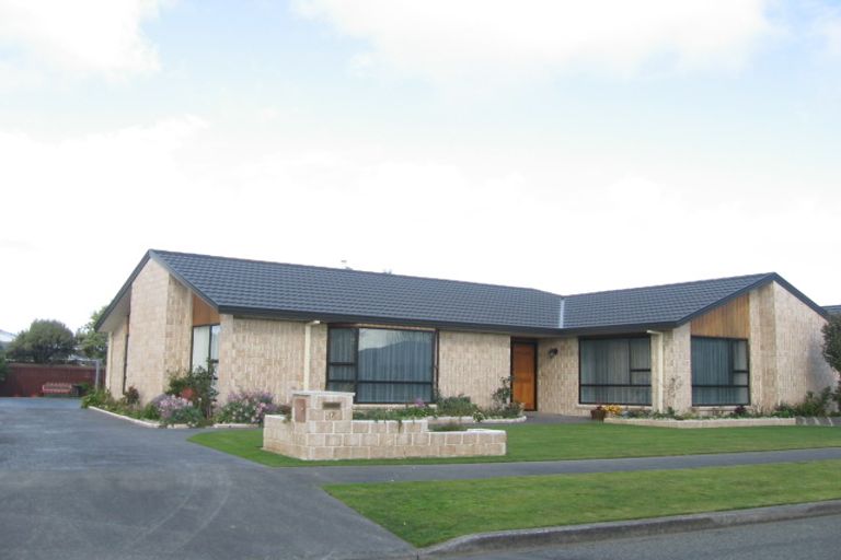 Photo of property in 17 Tudor Grove, Feilding, 4702