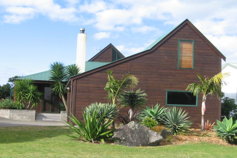 Photo of property in 115 Pauanui Boulevard, Pauanui, Hikuai, 3579