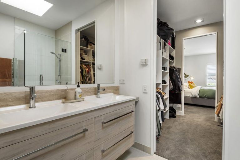 Photo of property in 7/258 Hurstmere Road, Takapuna, Auckland, 0622