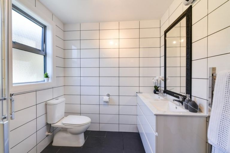 Photo of property in 2 Nugget Knob, Queenstown, 9300