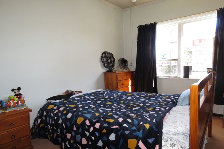 Photo of property in 63 Romilly Street, Westport, 7825